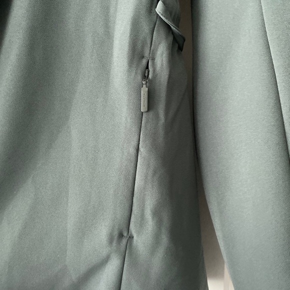 Athleta Endless Blazer - Picture 4 of 8